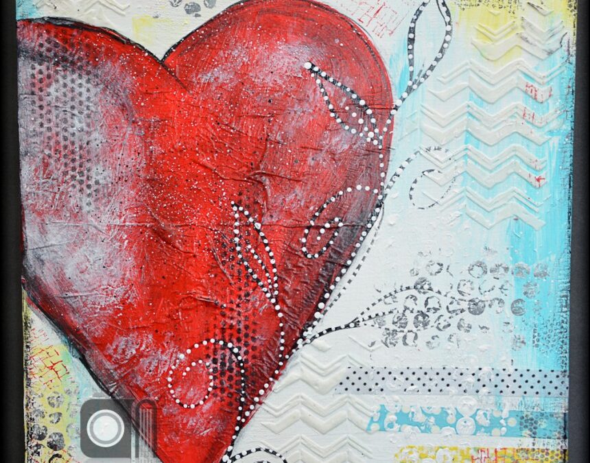 Mixed Media Monday 8/29/16 Re-Cap – Layered Heart Canvas